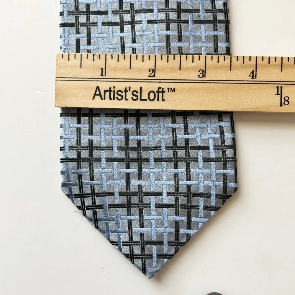 Ermenegildo Zegna Blue Jacquard Geometric Grid Plaid‎ Tie Silk